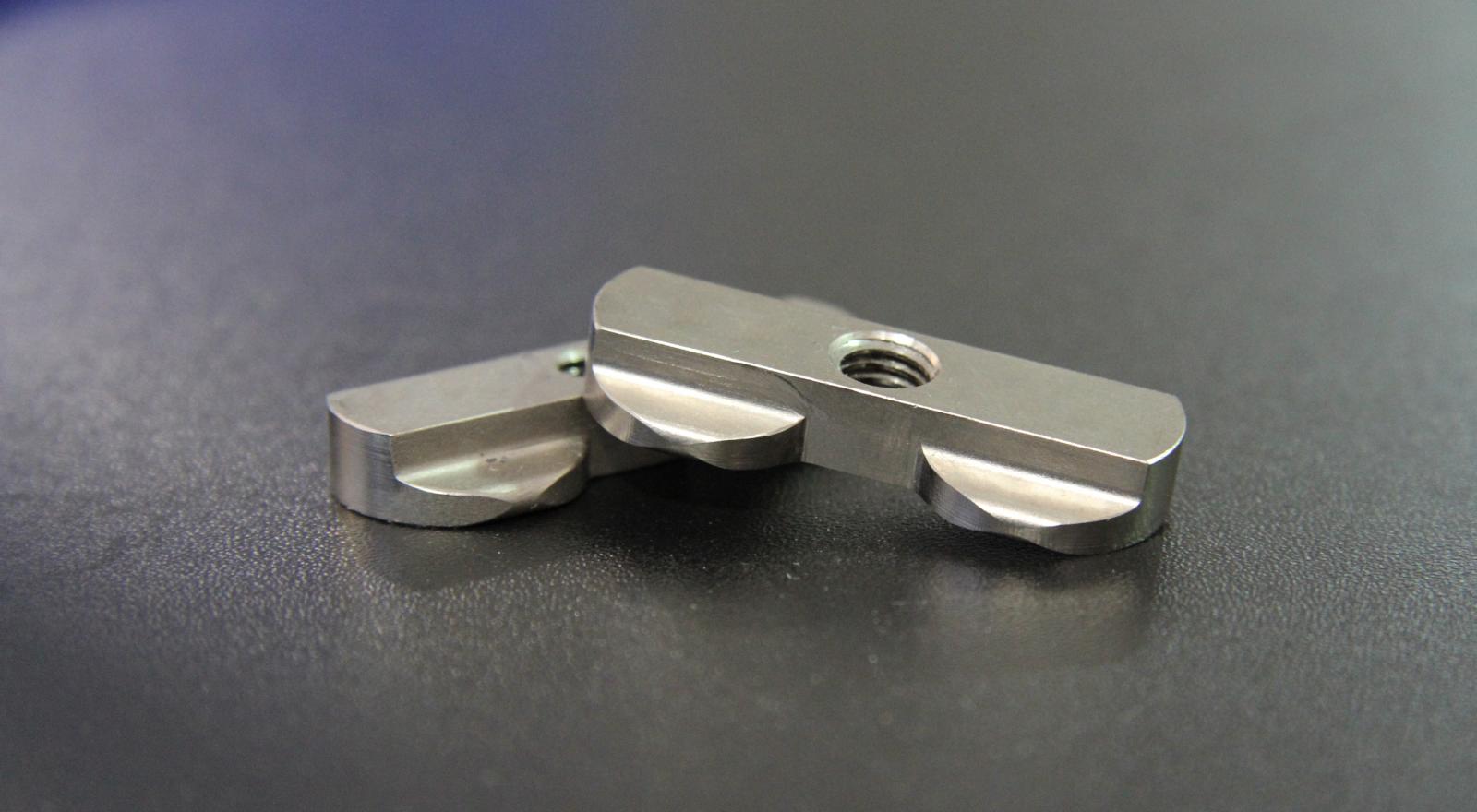 Screws, belts, restraints .......